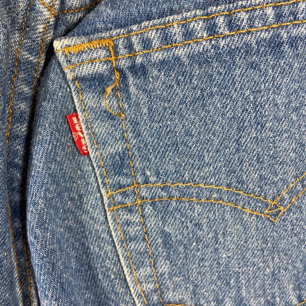 VTG 80s Levis‎ Red Tab 26501 Blue Denim Buttonfly High Rise Jeans Womens 25